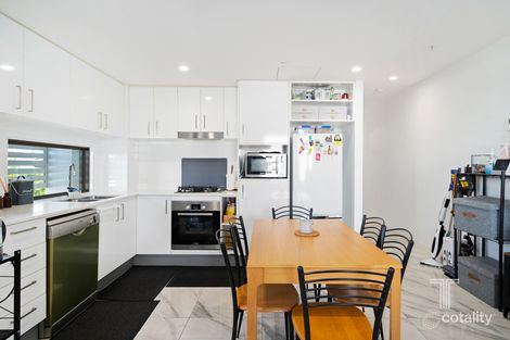 Property photo of 204/70-74 Carl Street Woolloongabba QLD 4102