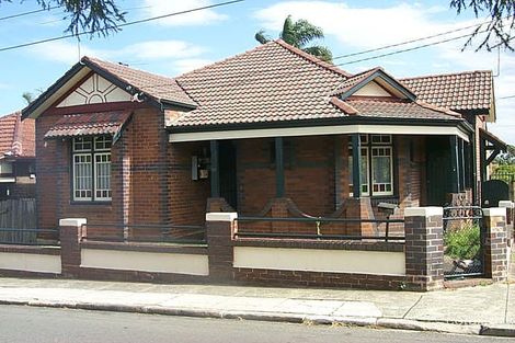 52 Station St, Tempe, NSW 2044