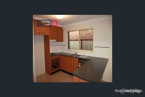 Property photo of 2/8 Macadamia Grove Werribee VIC 3030