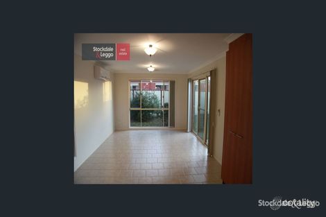 Property photo of 2/8 Macadamia Grove Werribee VIC 3030