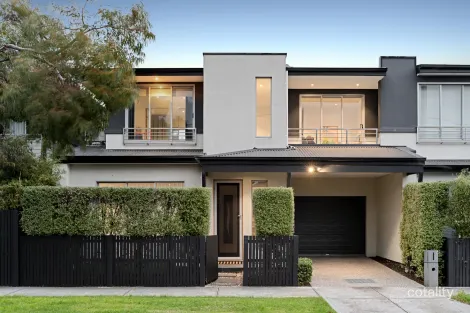 11 MARGARET ST, NEWPORT, VIC 3015
