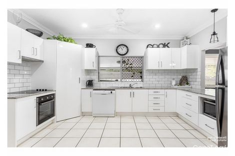 Property photo of 8 Beaconsfield Terrace The Range QLD 4700