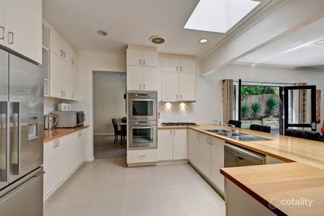 Property photo of 31 Pembroke Street Surrey Hills VIC 3127