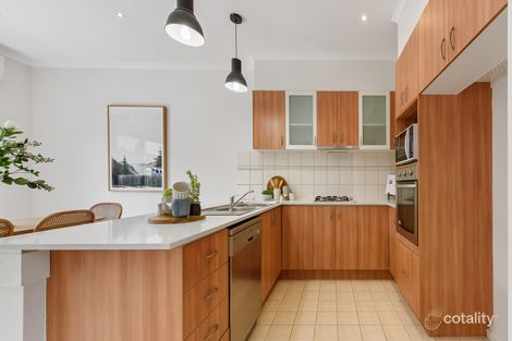 Property photo of 44 Amberlea Circuit Taylors Hill VIC 3037