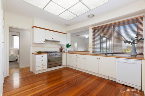 Property photo of 13 Frank Street Box Hill South VIC 3128