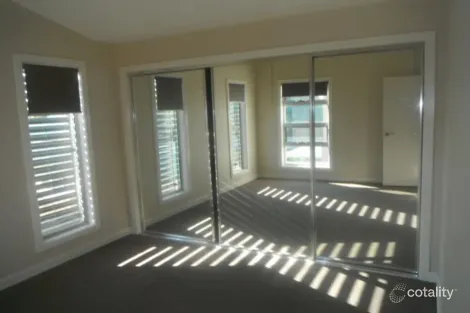 Property photo of 2/20 Thomas Mitchell Drive Wodonga VIC 3690