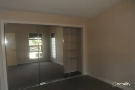 Property photo of 2/20 Thomas Mitchell Drive Wodonga VIC 3690