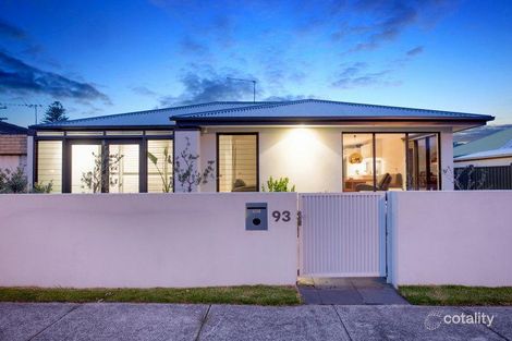 93 Barkly St, Mornington, VIC 3931