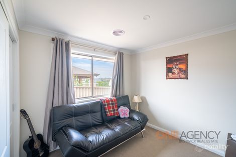 Property photo of 13 McGillan Drive Kelso NSW 2795