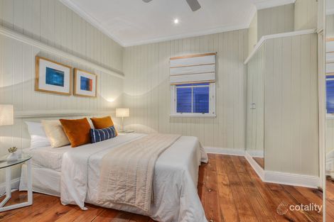 Property photo of 81 Thynne Avenue Norman Park QLD 4170