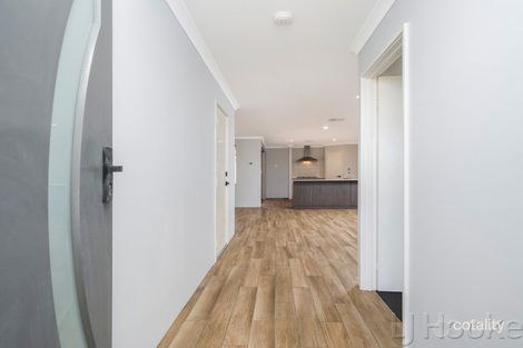 Property photo of 7 Greenpoint Way Hilbert WA 6112