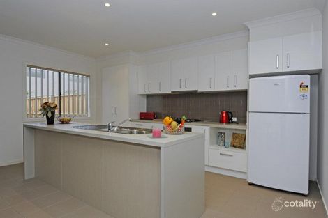 Property photo of 8 Pin Oak Mews Epping VIC 3076