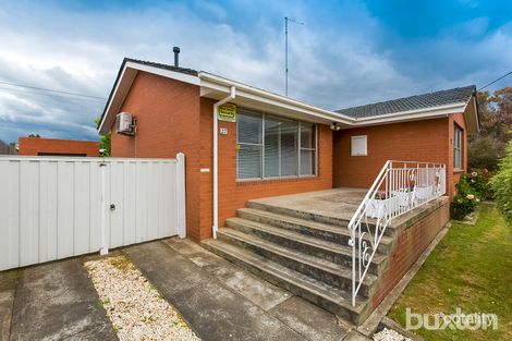 Property photo of 27 Young Street Breakwater VIC 3219