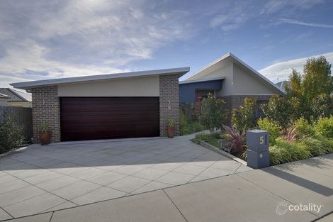 5 Dunsmuir Gr, Traralgon, VIC 3844
