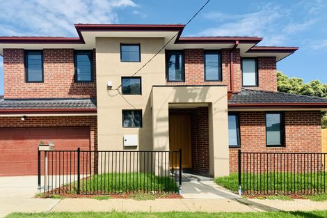 74 Westerfield Dr, Notting Hill, VIC 3168