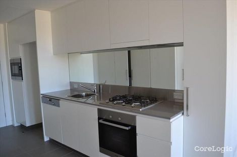 Property photo of 305/17 Grattan Close Forest Lodge NSW 2037