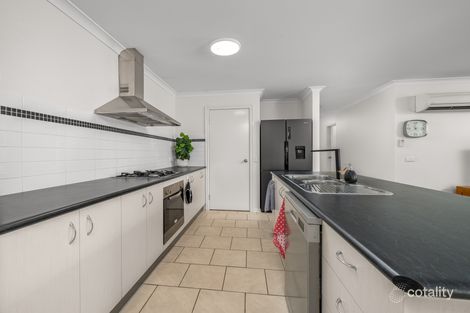 Property photo of 10 Garfish Court Wangaratta VIC 3677