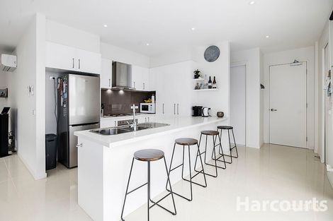 Property photo of 201/8 Selman Avenue Ferntree Gully VIC 3156