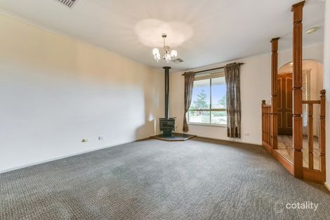 Property photo of 16 Dona Drive Hoppers Crossing VIC 3029