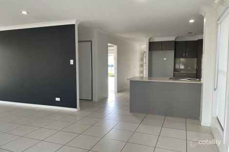 Property photo of 2A Robin Street Slade Point QLD 4740