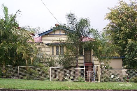 18 Devonshire St, Ashgrove, QLD 4060