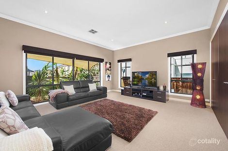 Property photo of 3 Glenview Close Bella Vista NSW 2153