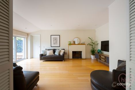 Property photo of 9 Yarrow Place O'Connor ACT 2602