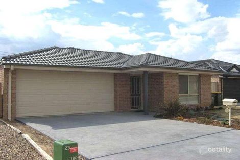 5 Overbury St, Dunlop, ACT 2615