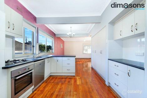 Property photo of 1 Grasmere Street Mount Saint Thomas NSW 2500
