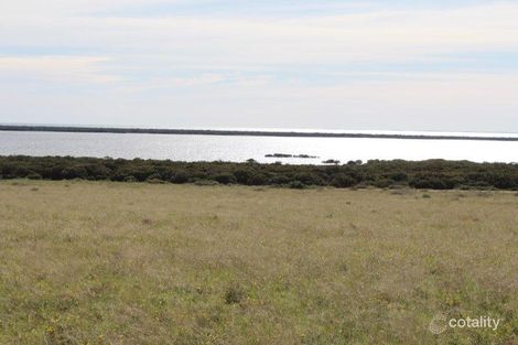 743 Cape Bauer Dr, Streaky Bay, SA 5680