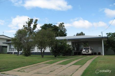 8 Bottletree Ave, Blackwater, QLD 4717