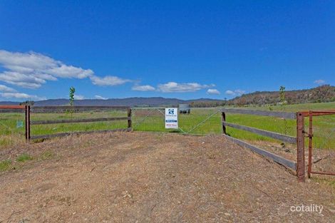 5 Magpie Lane, Wooragee, VIC 3747