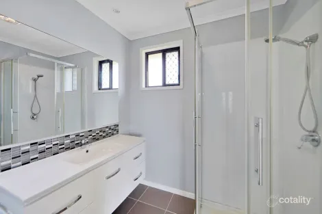 Property photo of 83 Kinch Street Burnett Heads QLD 4670