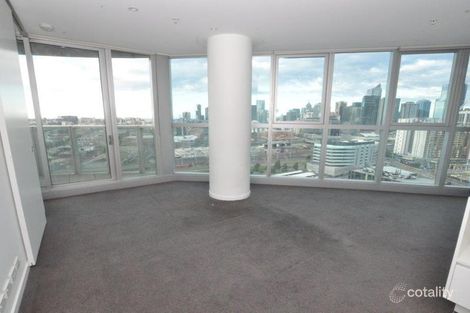 Property photo of 2202/231-245 Harbour Esplanade Docklands VIC 3008