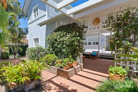 8 Beachway Pde, Marcoola, QLD 4564