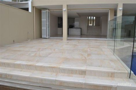 Property photo of 4642 The Parkway Hope Island QLD 4212