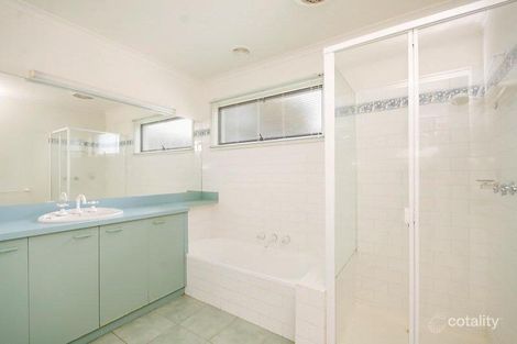 Property photo of 13 Lakeland Court Point Lonsdale VIC 3225