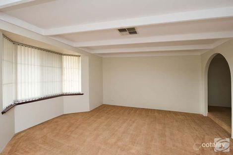 Property photo of 39 Hemingway Drive Camillo WA 6111