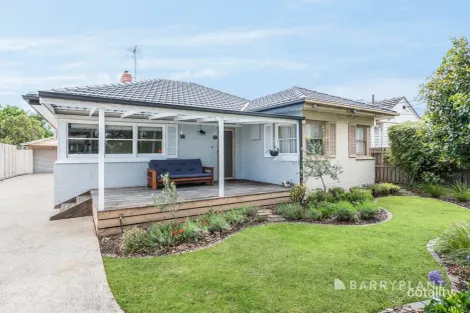102 Ballarat Rd, Hamlyn Heights, VIC 3215