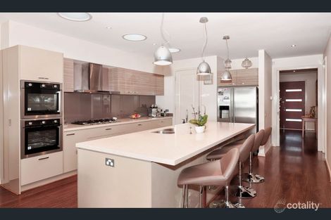 Property photo of 10 Jasper Grove Greenvale VIC 3059