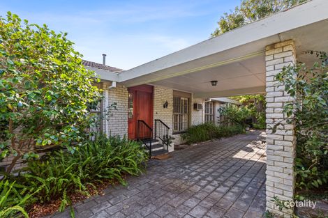 16 Maidie St, Highton, VIC 3216