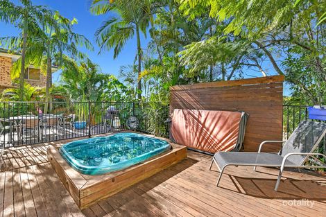 2/477 Pine Ridge Rd, Runaway Bay, QLD 4216