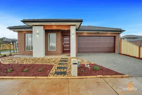 32 Pegasus Dr, Weir Views, VIC 3338