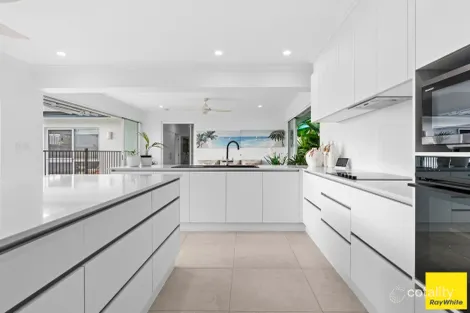 10 Seclusion Dr, Palm Cove, QLD 4879