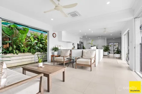 Property photo of 10 Seclusion Drive Palm Cove QLD 4879