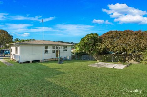 Property photo of 4 Cary Crescent Springfield NSW 2250