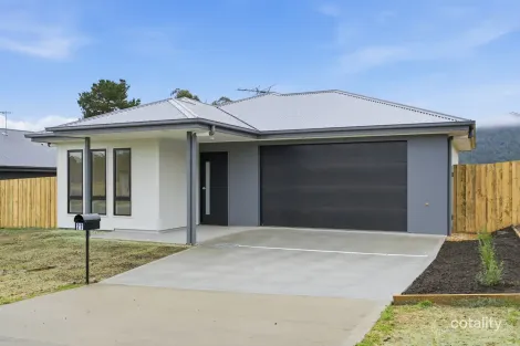 27 Bluetongue Dr, Magra, TAS 7140