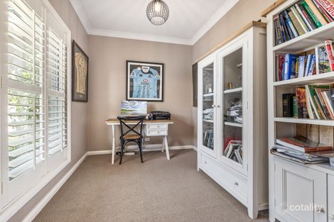 Property photo of 27 George Weily Place Orange NSW 2800