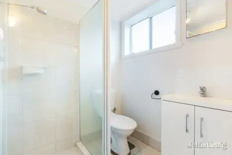 Property photo of 2/10 Walsh Street Ormond VIC 3204