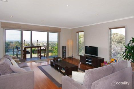 Property photo of 23 Victory Way Highton VIC 3216